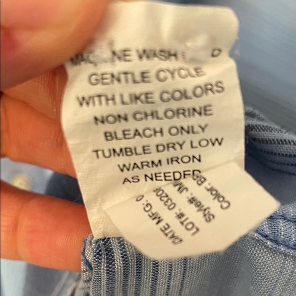 johnnie-O Hangin’ Out Blue Gradient Mens L Button-Down Shirt Coastal Beach Vibes - Picture 4 of 9